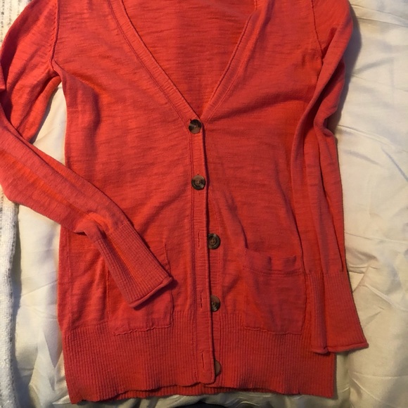 Scarlet color cardigan - Picture 2 of 3